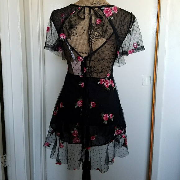 PARIS PURCHASE-Black lace dress with roses-NWT - Picture 5 of 8